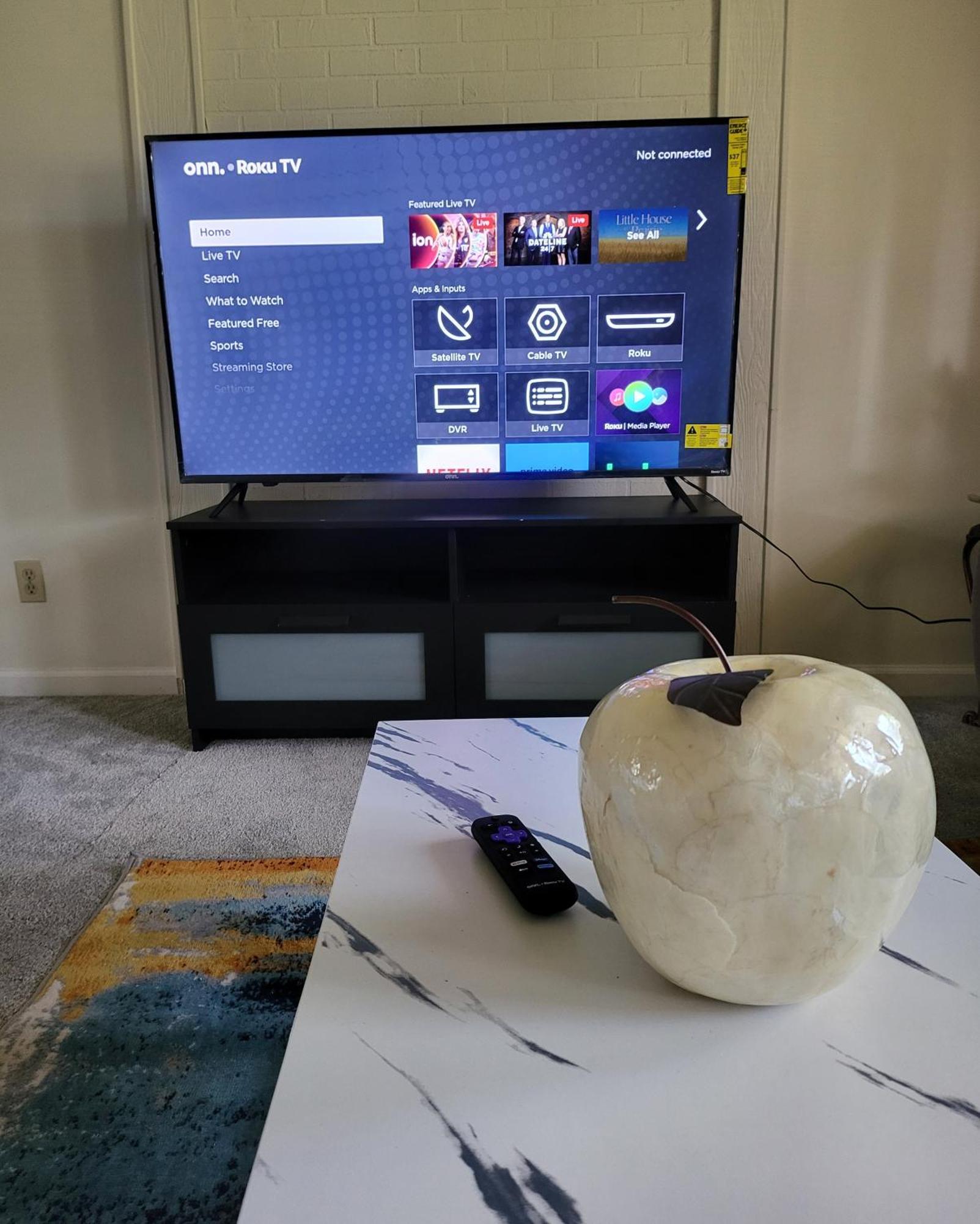 Apartment 3 Bedrooms 2 Bathrooms, Free Driveway Parking, 2 Min To Ohio State Univrrsity, Ac, Free Wi-fi, Washer And Dryer, Expocenter, Bus Stop, Shuttle, Riverside Methodist Hospital Columbus